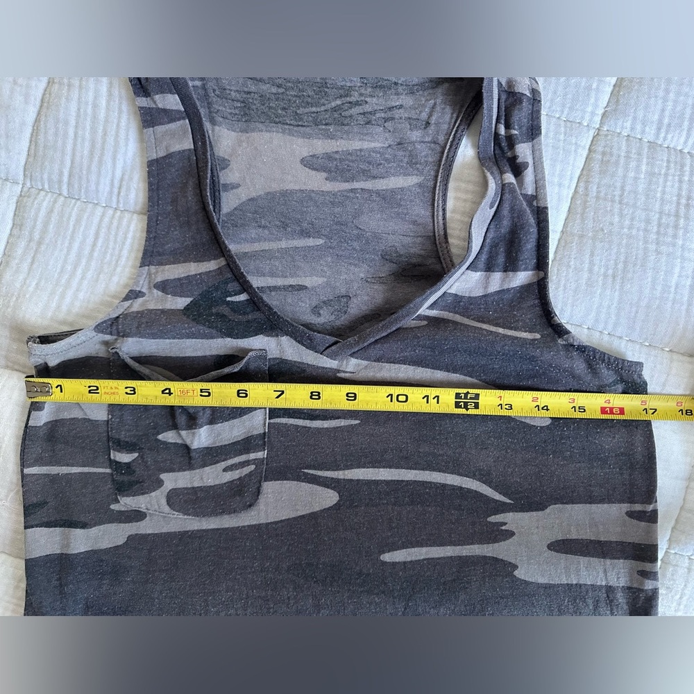 Z Supply Gray Camo Tank Top - Picture 6 of 8